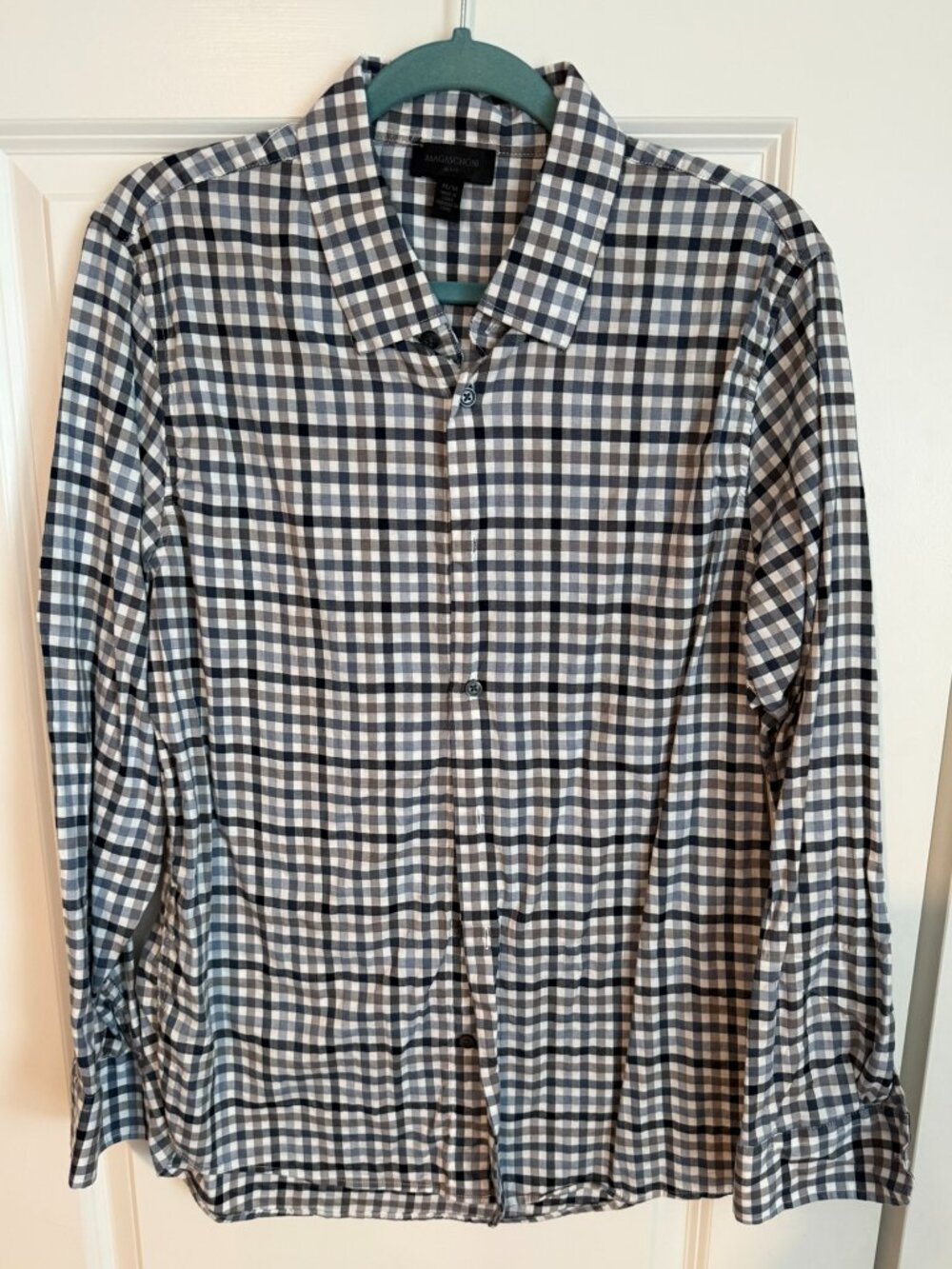 Magaschoni Man Gray Blue Plaid Button Front Shirt M/M Long Sleeve Medium